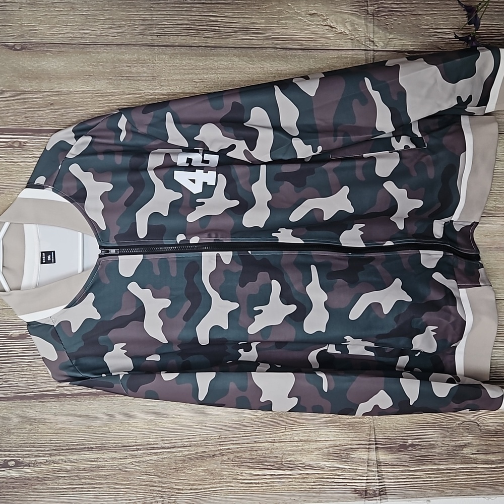 Men’s Shein Camo Jacket Sz 3XL
